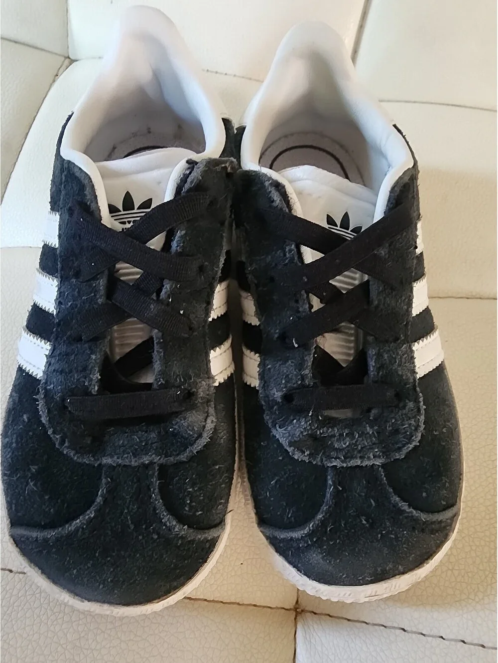 Sz 8.5 - Kids adidas Gazelle Black Suede Comfortable Sneakers